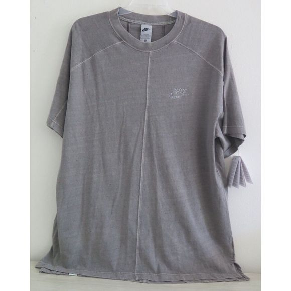 Nike DM5632 289 Men's Sz L Cave Stone Gray Loose Fit Sportswear Tee Shirt $75 - Picture 1 of 9